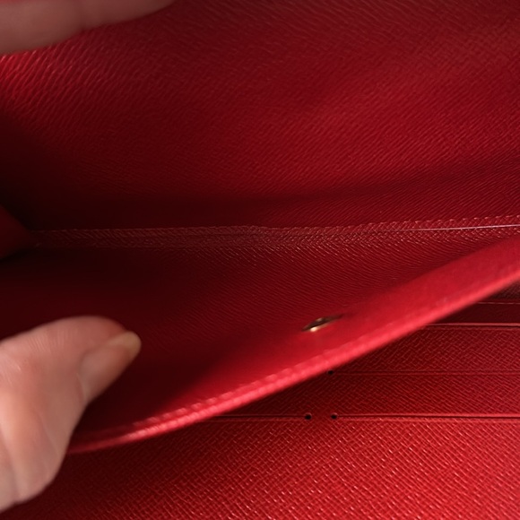 LOUIS VUITTON ❤️EPI Red Tri-fold Leather NEW/Unused Flawless Authentic Vintage - Picture 6 of 16